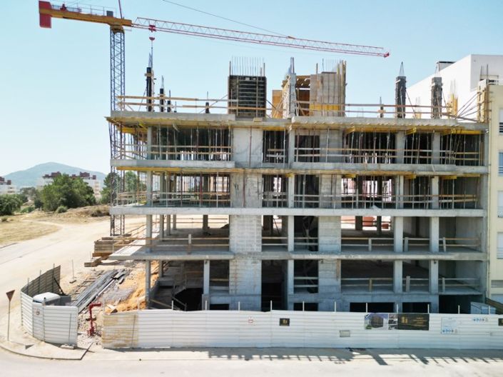 Image No.35-3 Bed Apartment for sale