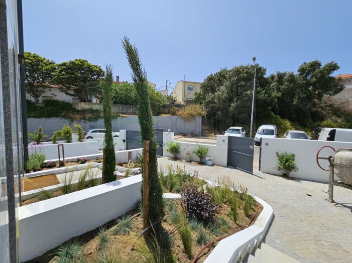 Image No.55-3 Bed House for sale