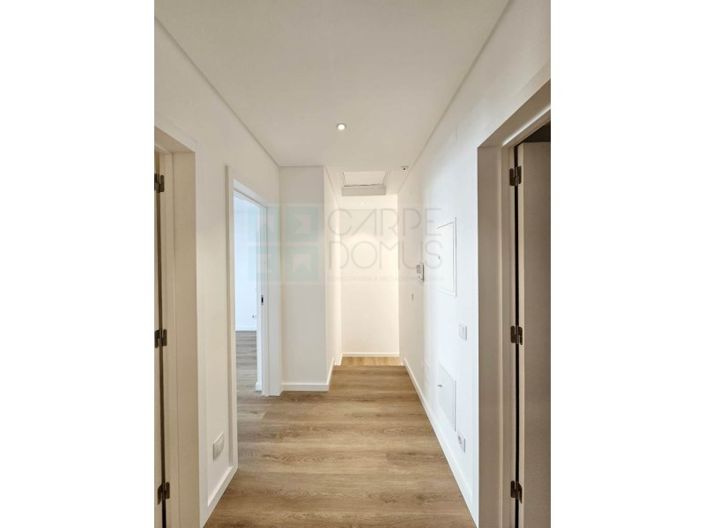 Image No.39-3 Bed House for sale