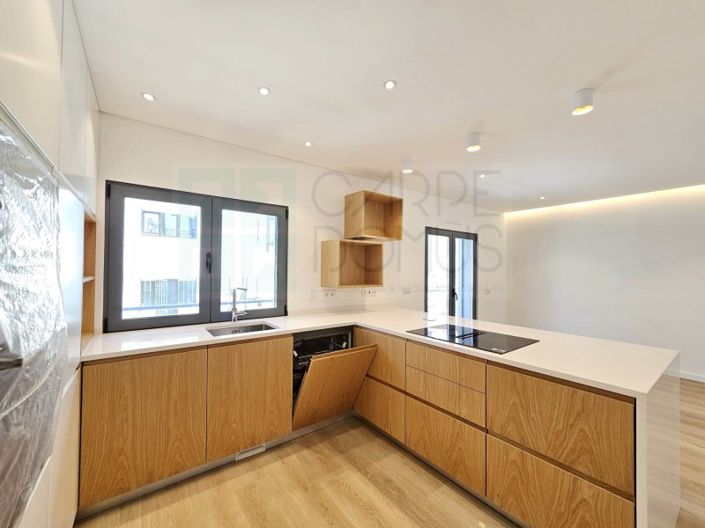 Image No.16-3 Bed House for sale