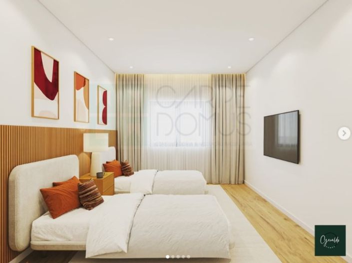 Image No.32-3 Bed House for sale