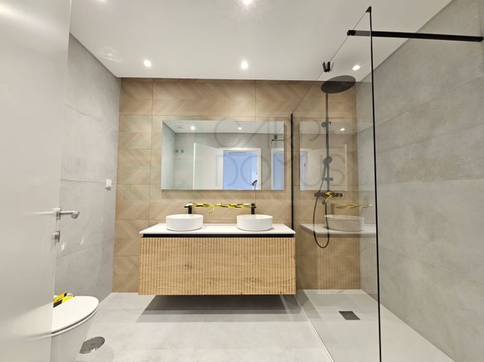 Image No.38-3 Bed House for sale