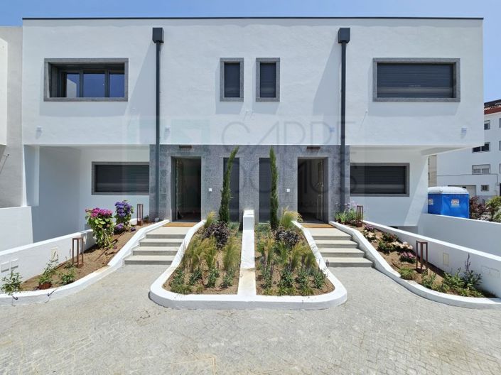 Image No.9-3 Bed House for sale