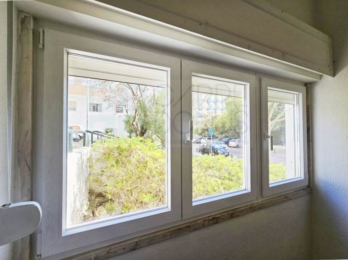 Image No.25-10 Bed Apartment for sale