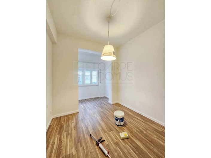 Image No.34-10 Bed Apartment for sale