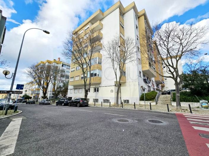 Image No.46-10 Bed Apartment for sale