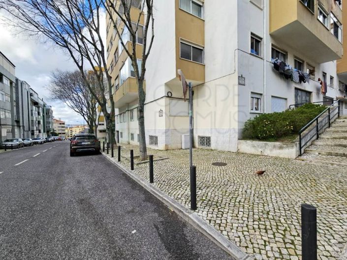 Image No.48-10 Bed Apartment for sale