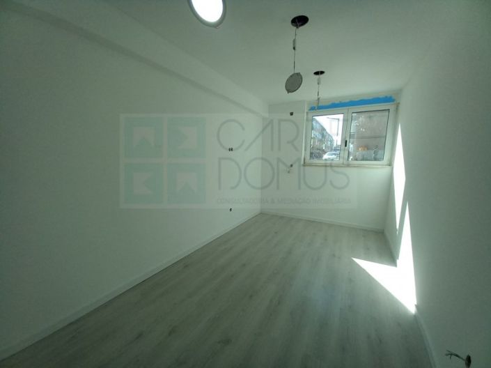 Image No.14-4 Bed Apartment for sale