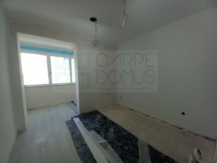 Image No.18-4 Bed Apartment for sale