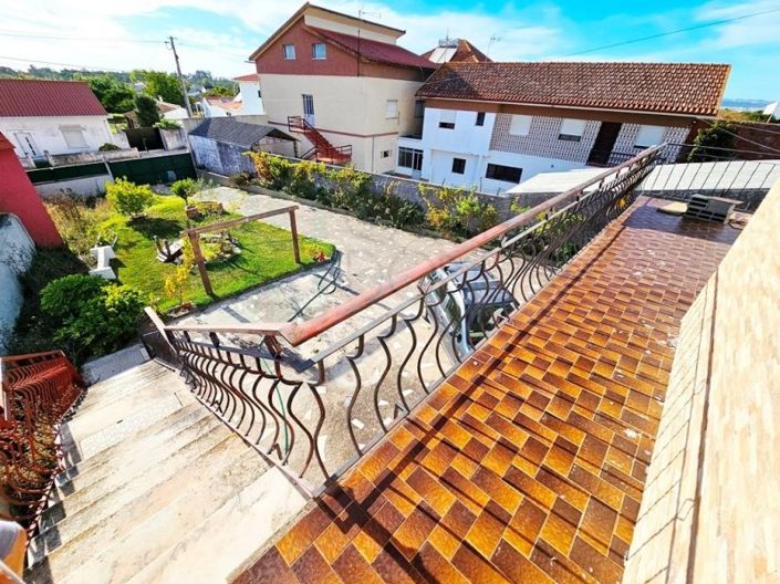 Image No.33-4 Bed House for sale