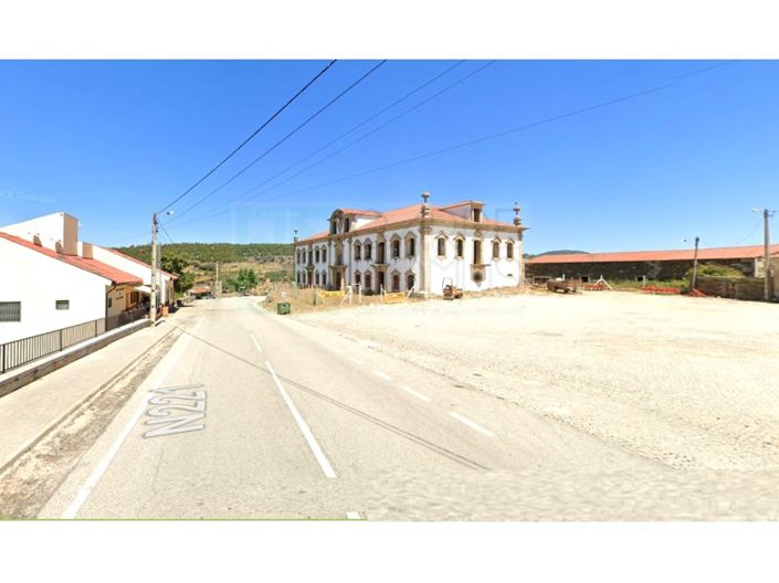 Image No.16-40 Bed Farmhouse for sale