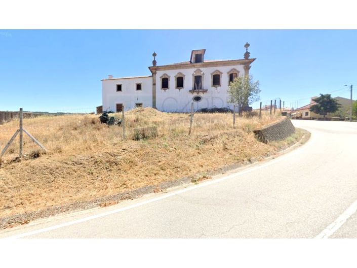 Image No.20-40 Bed Farmhouse for sale