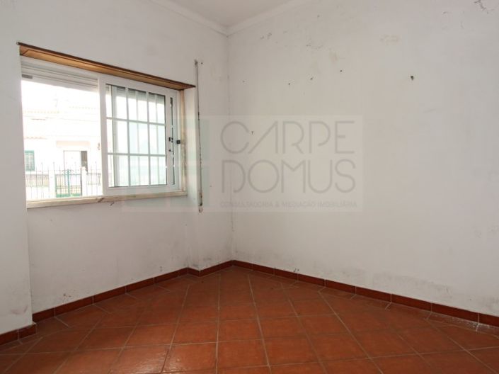 Image No.11-3 Bed House for sale