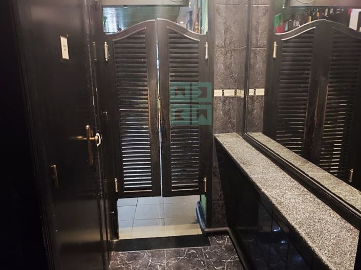 Image No.14-Bar for sale