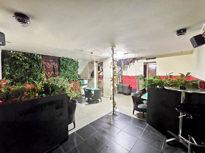 Image No.27-Bar for sale