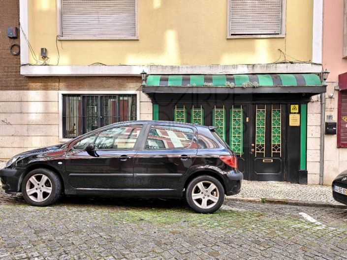 Image No.42-Bar for sale