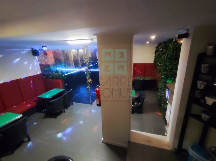 Image No.8-Bar for sale