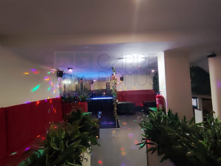 Image No.12-Bar for sale