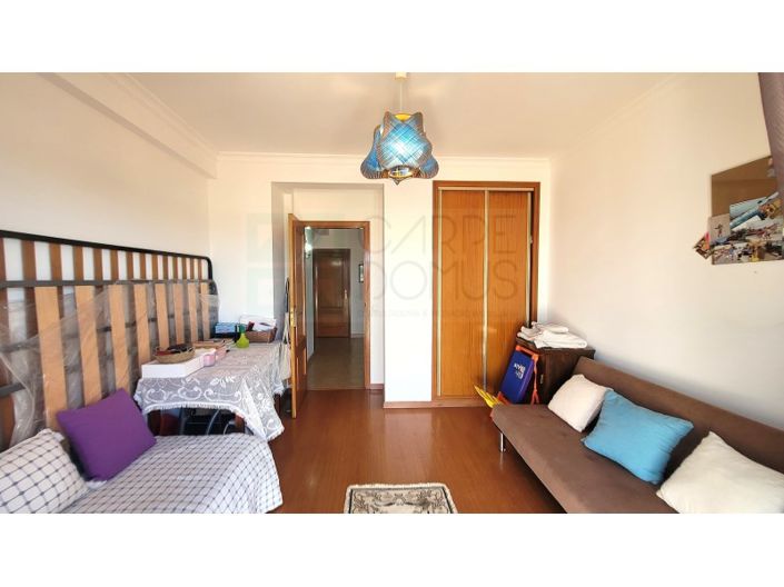 Image No.18-4 Bed House for sale