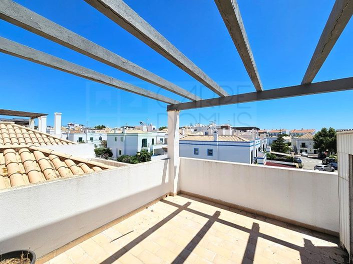 Image No.31-4 Bed House for sale