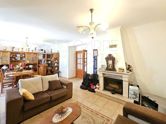 Image No.7-4 Bed House for sale