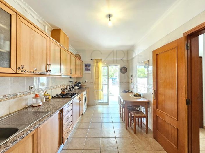 Image No.9-4 Bed House for sale