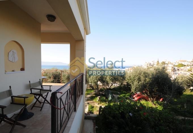 Image No.4-2 Bed Maisonette for sale