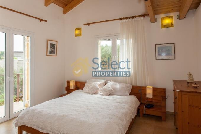 Image No.7-2 Bed Maisonette for sale