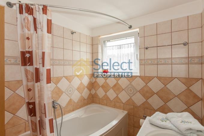 Image No.14-2 Bed Maisonette for sale