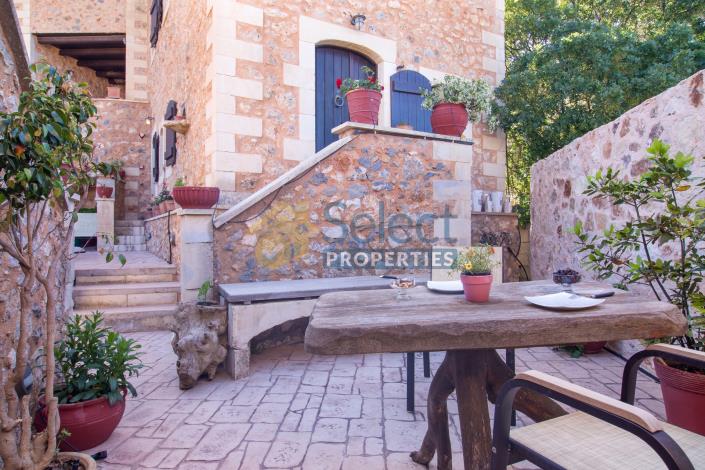 Image No.5-5 Bed House/Villa for sale