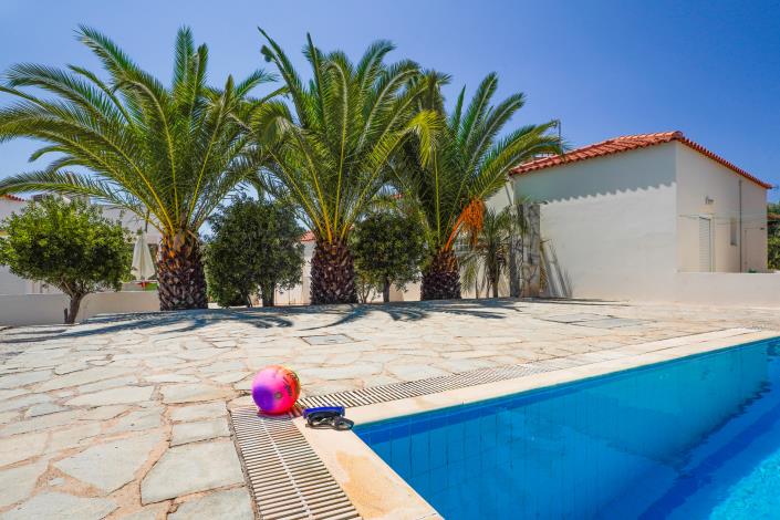 Image No.4-2 Bed Villa for sale