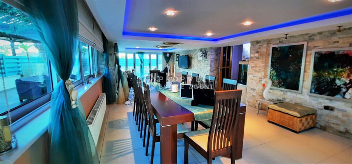 Image No.5-5 Bed Villa for sale