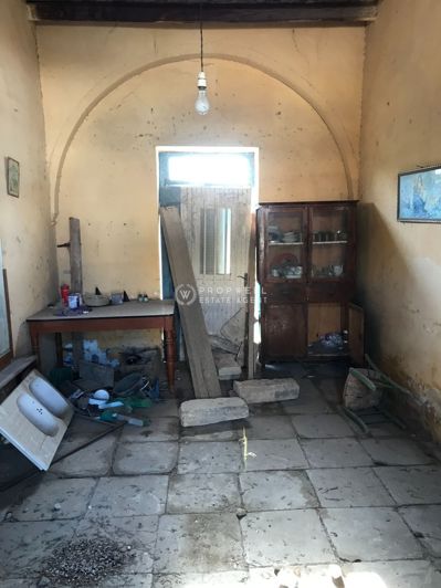 Image No.7-2 Bed House for sale