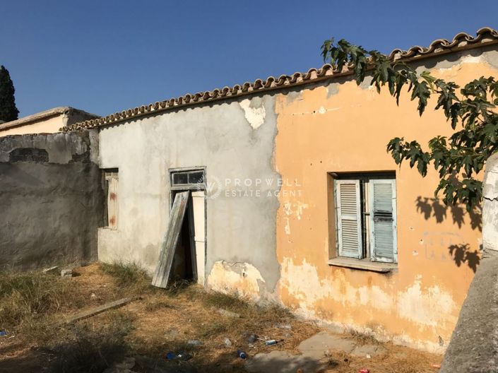 Image No.8-2 Bed House for sale