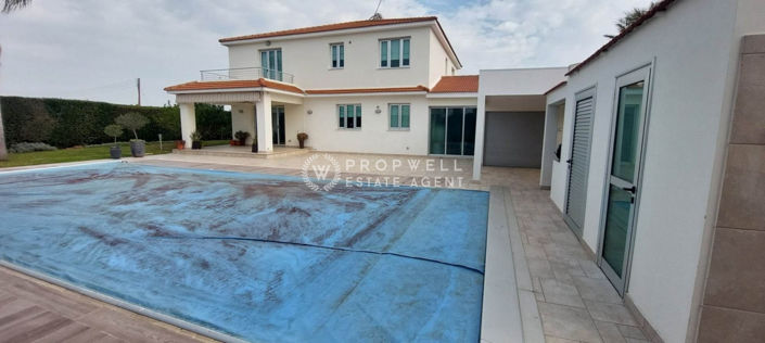 Image No.15-4 Bed House for sale