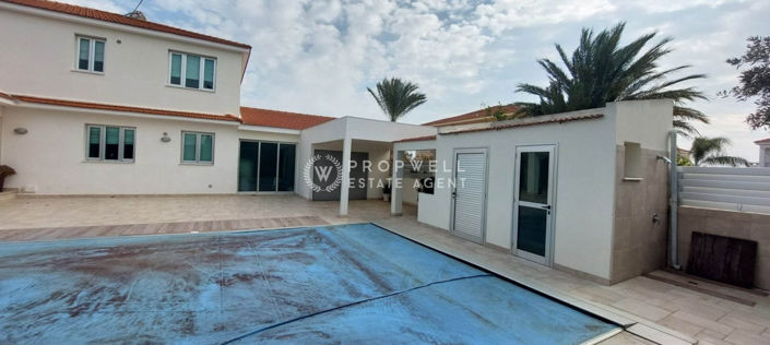 Image No.19-4 Bed House for sale