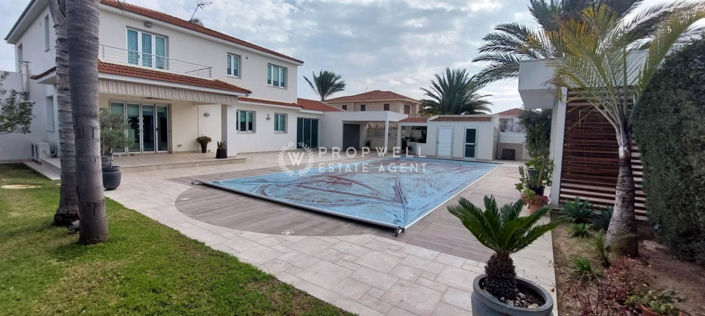 Image No.21-4 Bed House for sale