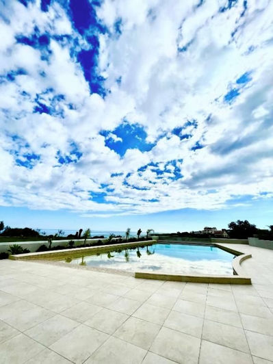 Image No.22-3 Bed Apartment for sale