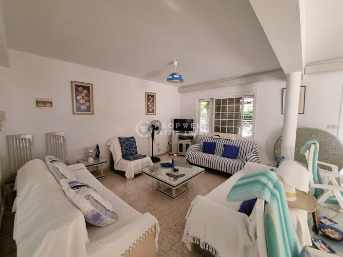 Image No.22-4 Bed House for sale