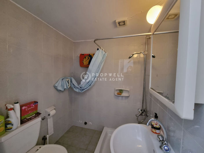 Image No.25-4 Bed House for sale