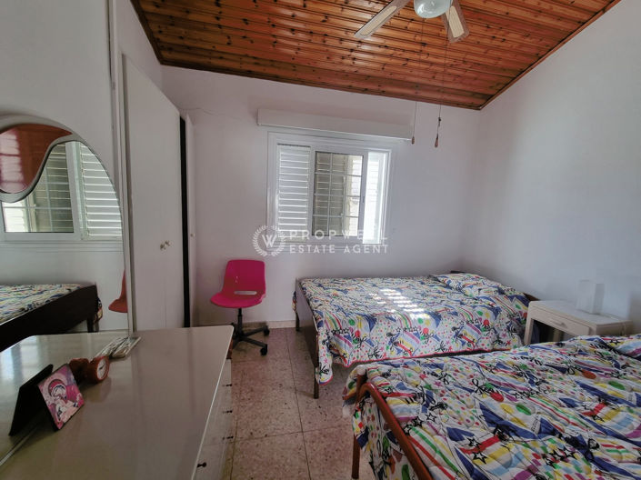 Image No.32-4 Bed House for sale