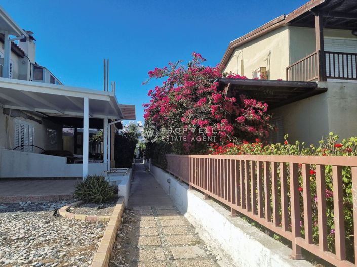 Image No.7-4 Bed House for sale