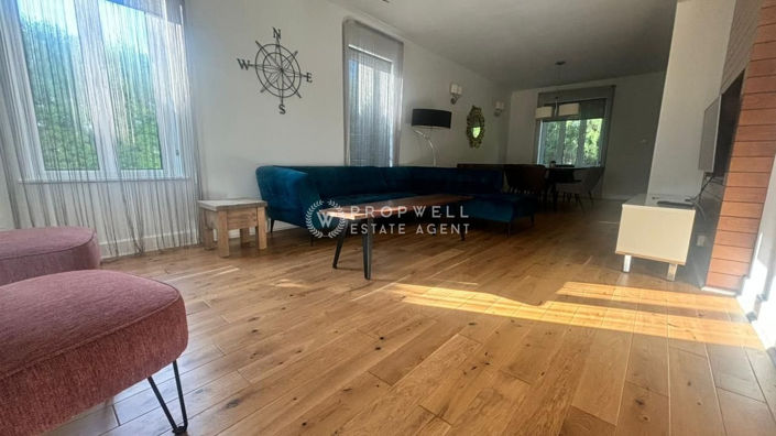 Image No.3-3 Bed House for sale