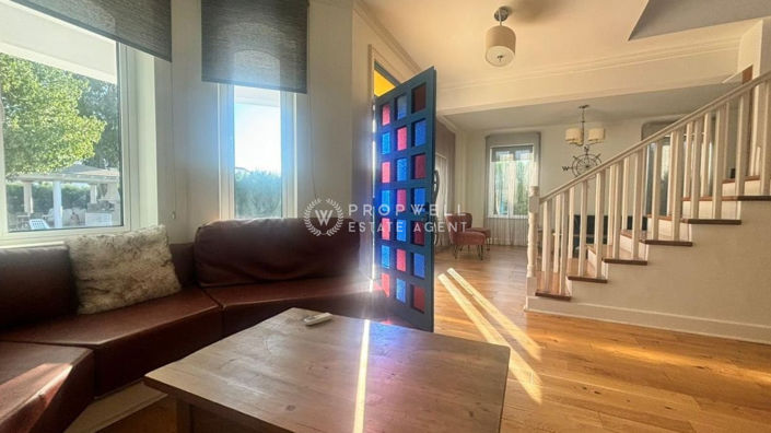 Image No.9-3 Bed House for sale