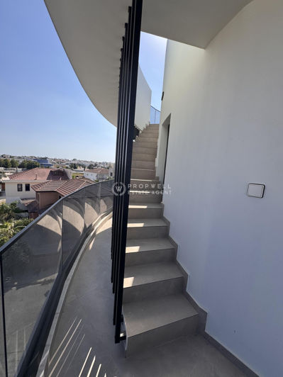 Image No.13-2 Bed Apartment for sale