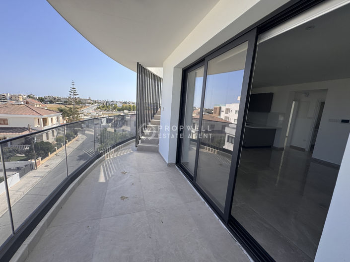 Image No.14-2 Bed Apartment for sale