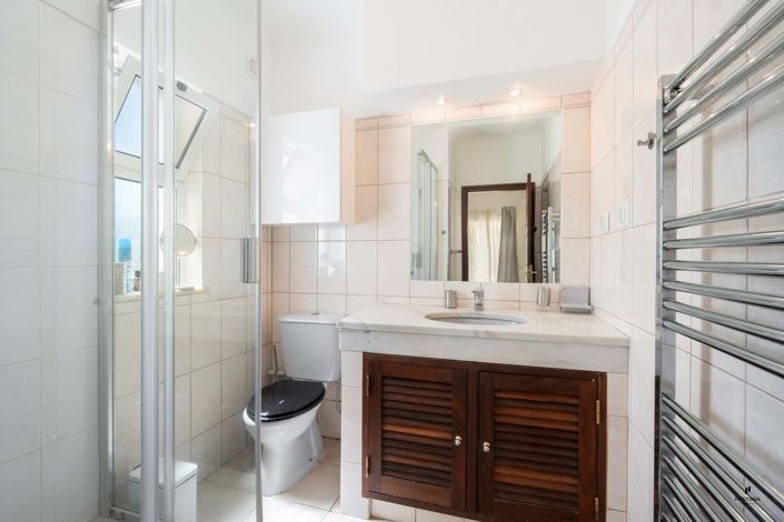 Image No.13-3 Bed Villa for sale