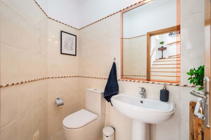 Image No.10-3 Bed Villa for sale