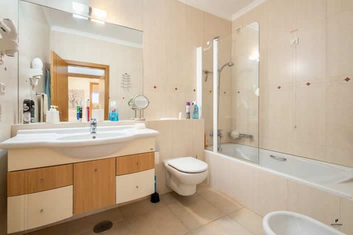 Image No.8-2 Bed Apartment for sale