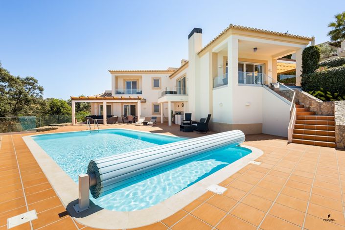 Image No.1-3 Bed Villa for sale